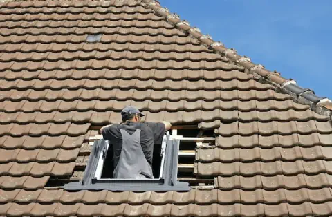 Pose de velux - Longeault-Pluvault